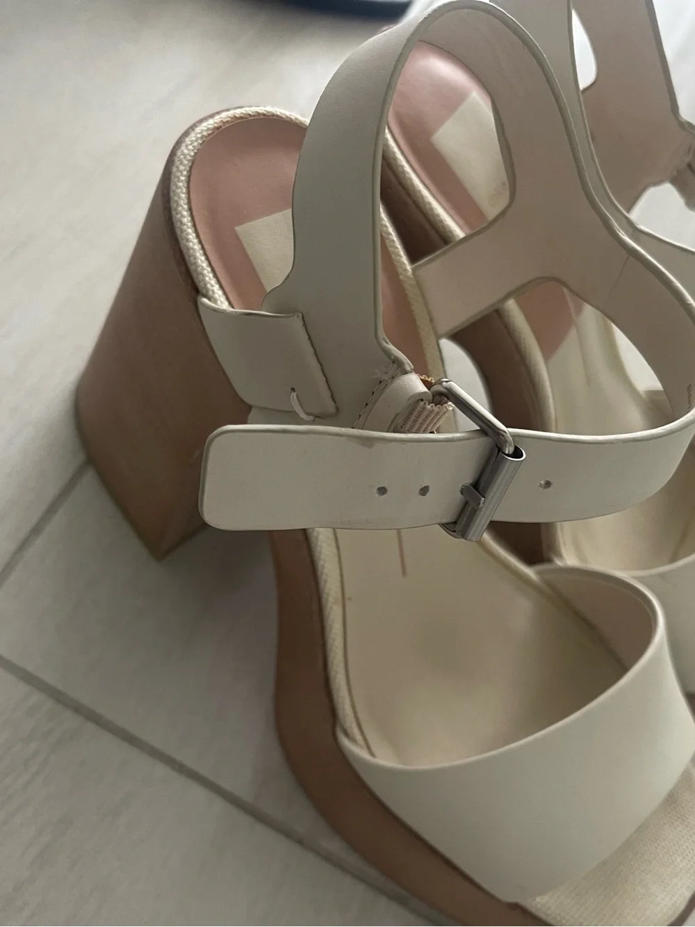 Dolce Vita - Cream Platform Sandals with Wood-Effect Heel